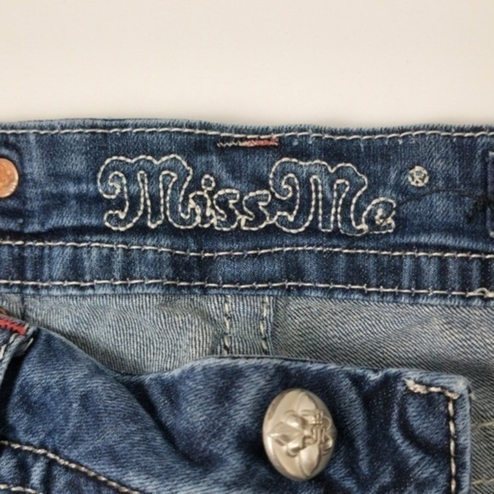 Miss Me Easy Crop Jeans Womens 27 Blue  Mid Rise Southwestern Embellished - Picture 4 of 16